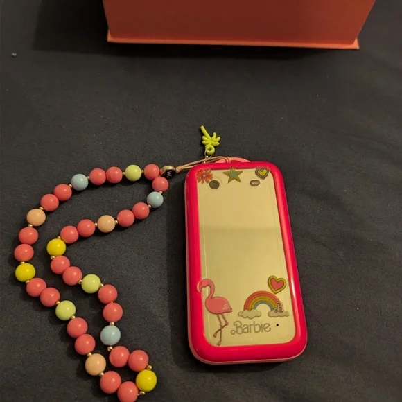 Barbie Flip Phone - Picture 4 of 6